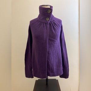 Old Navy Women's purple size medium sweater